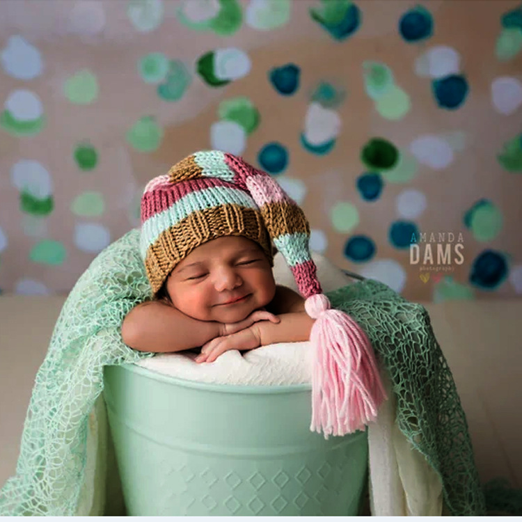 قبعة كرتونية محبوكة للطفل ، قب - مراجعة Baby Clothing Model وسعره