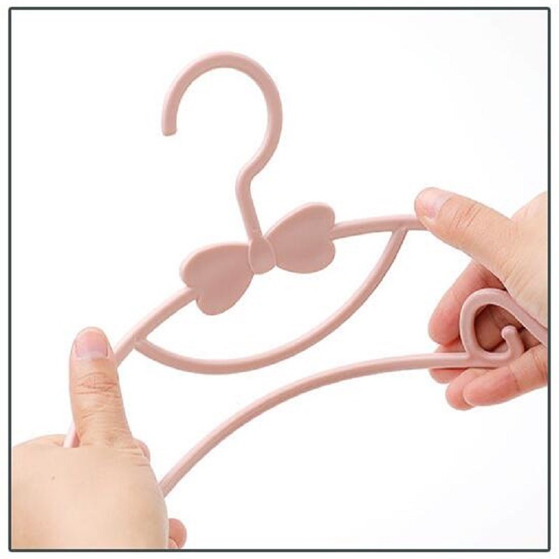 10 قطعة رفوف ملابس الطفل المحم - مراجعة Baby Clothing Hangers وسعره