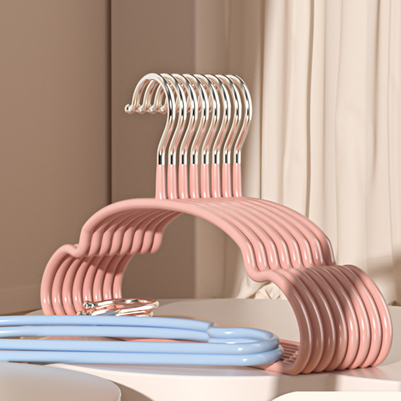 10 قطع جديدة من رفوف ملابس الأ - مراجعة Baby Clothing Hangers وسعره