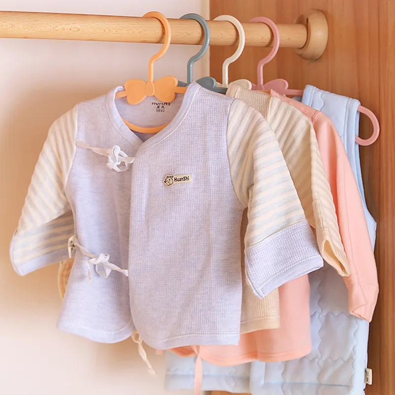 5-50 قطعة شماعات الطفل البلاست - مراجعة Baby Clothing Hangers وسعره